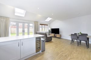 Photo 9- click for photo gallery